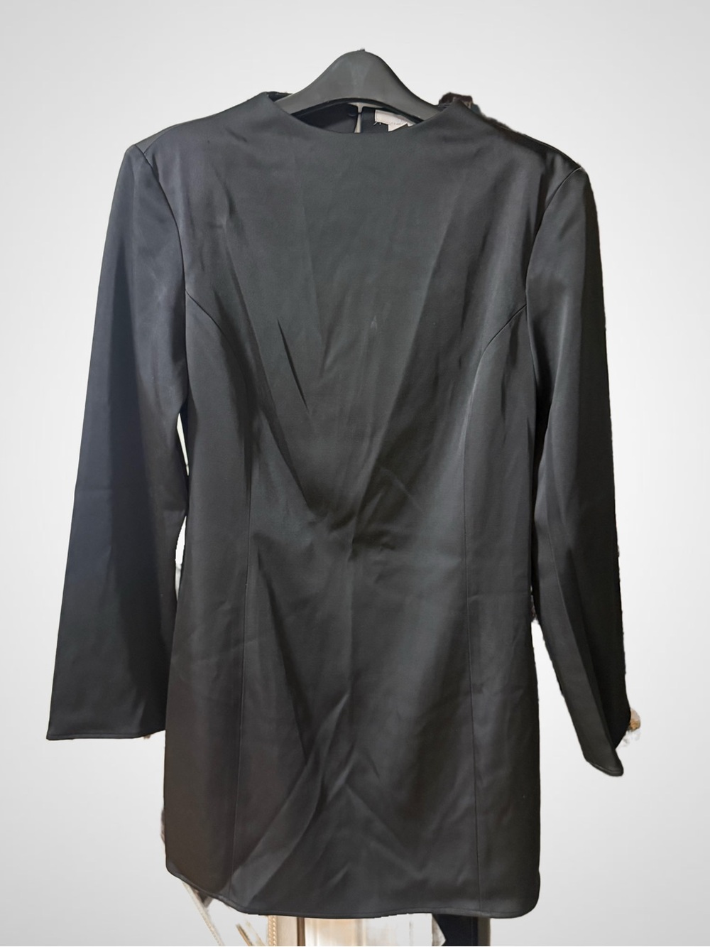 H&M Black Long-Sleeve Shift Dress